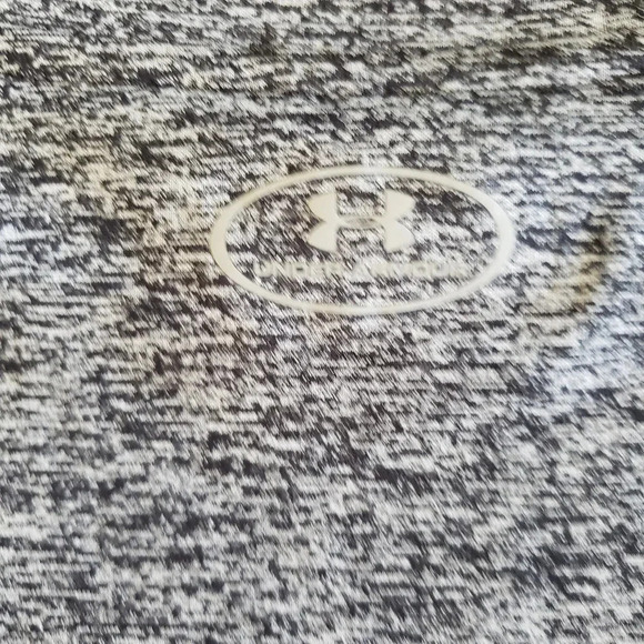 *UNDER ARMOUR, Size M, Long sleeve, Black and Grey - Picture 8 of 8